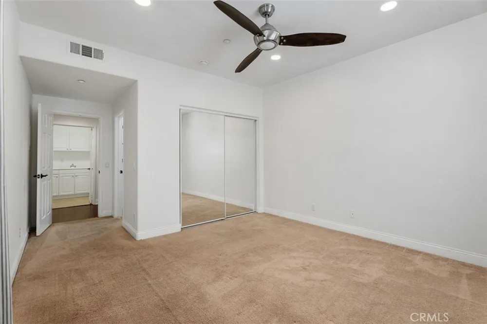 376 Quail Ridge Irvine, CA 92603