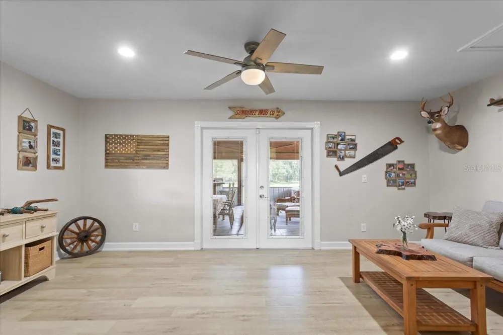 3201 NW 202 STREET Newberry, FL 32669