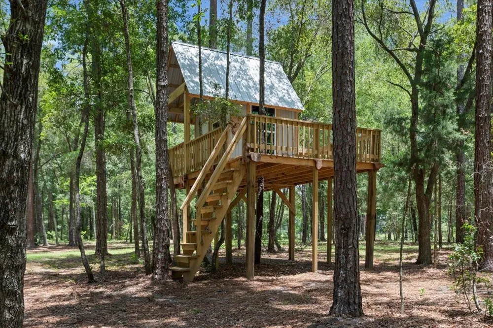 3201 NW 202 STREET Newberry, FL 32669