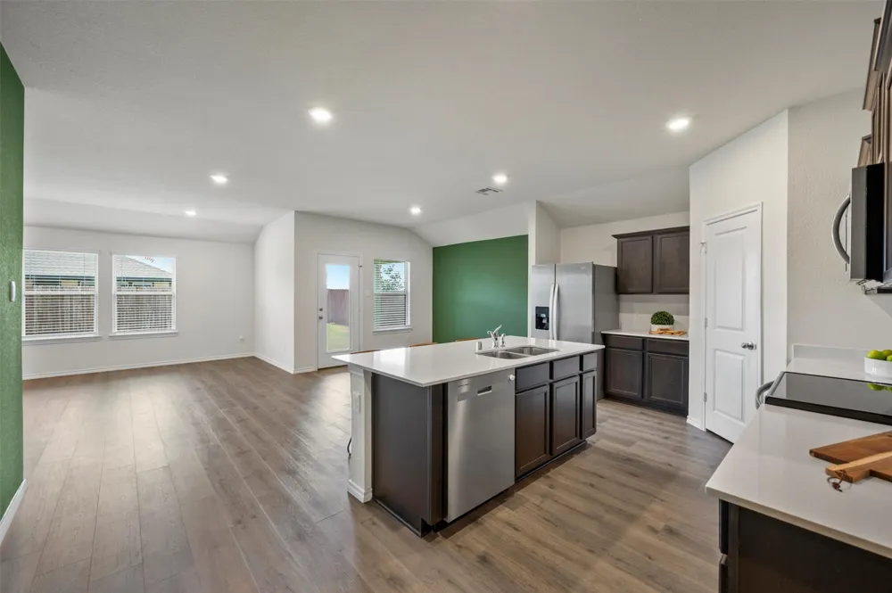 2315 Hydrangea Drive Pilot Point, TX 76258