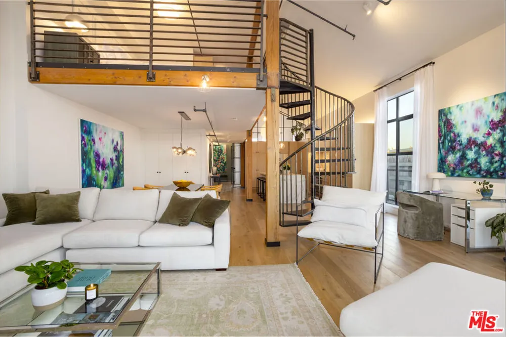 4115 Glencoe Avenue #414 Marina del Rey, CA 90292