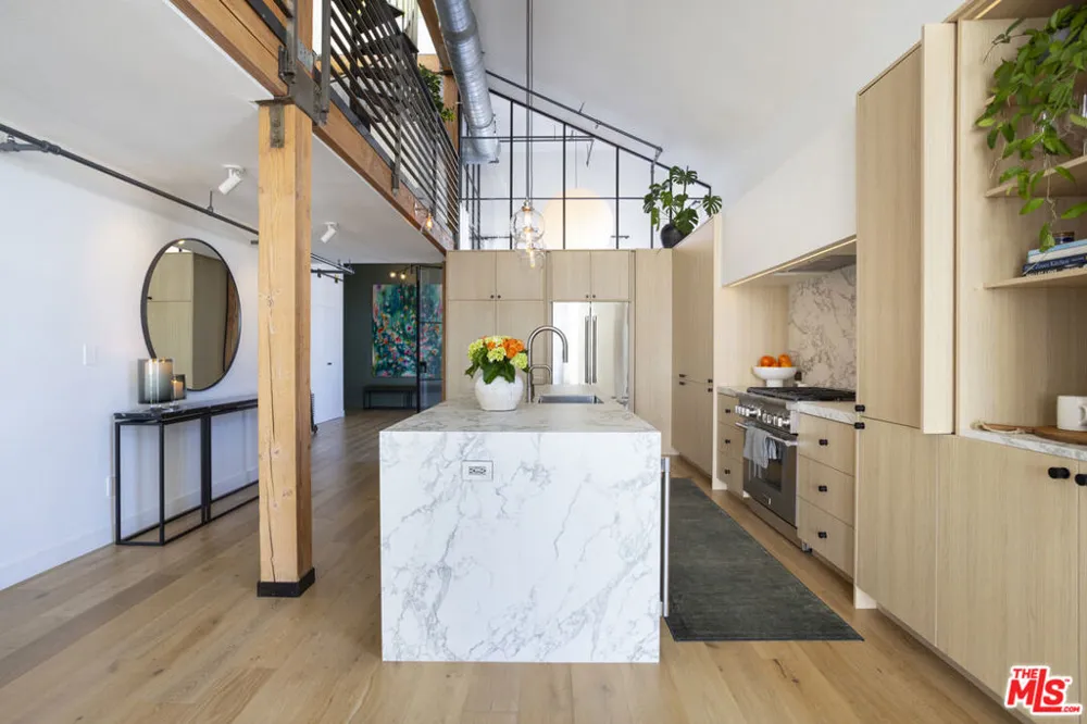 4115 Glencoe Avenue #414 Marina del Rey, CA 90292