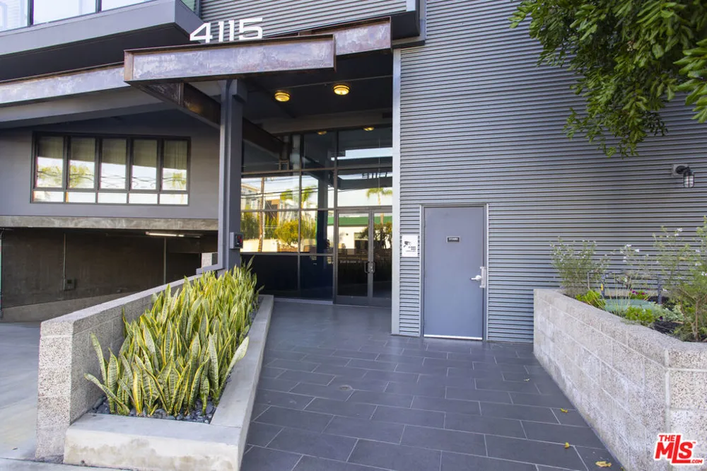 4115 Glencoe Avenue #414 Marina del Rey, CA 90292