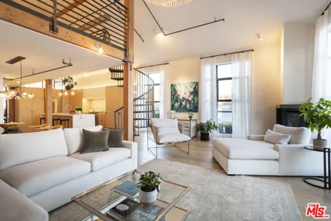 4115 Glencoe Avenue #414