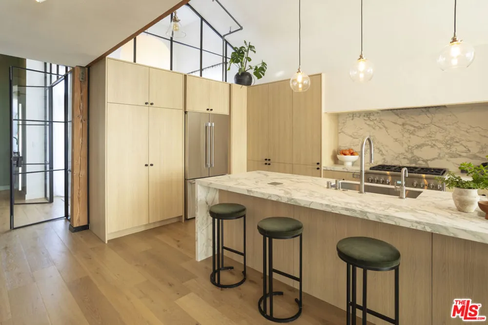 4115 Glencoe Avenue #414 Marina del Rey, CA 90292