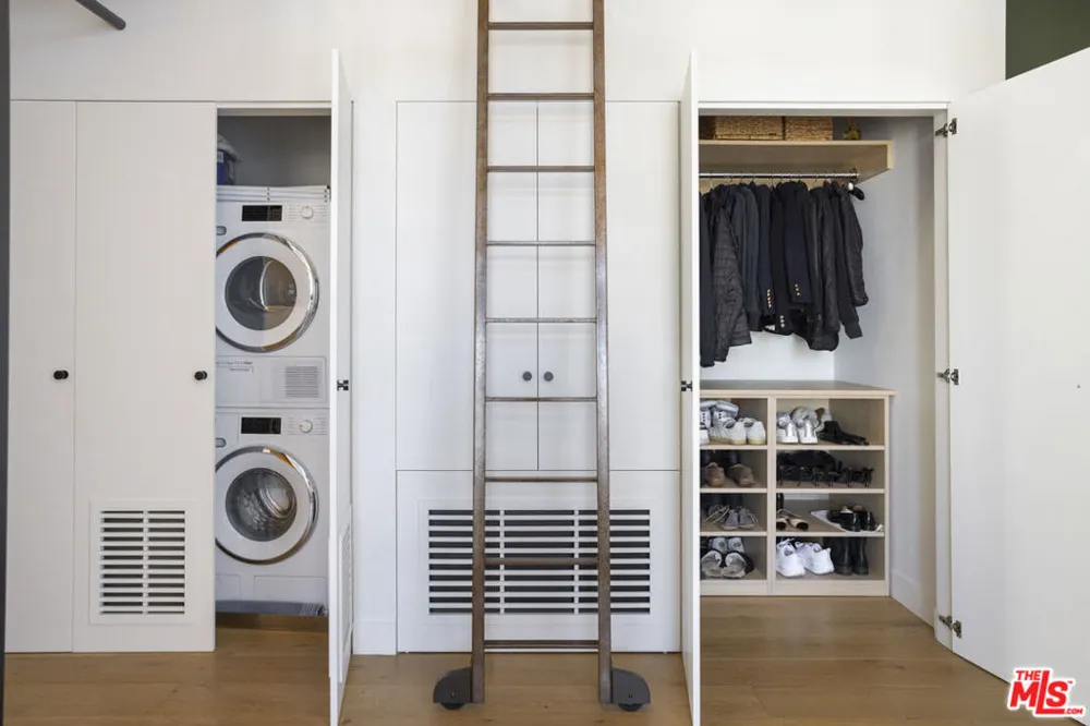 4115 Glencoe Avenue #414 Marina del Rey, CA 90292