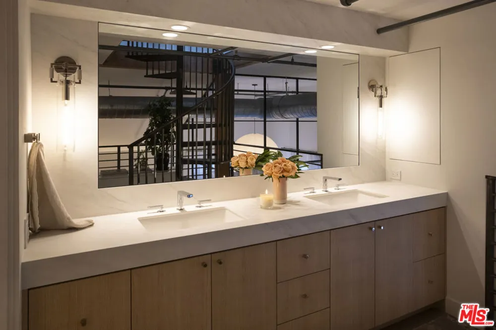 4115 Glencoe Avenue #414 Marina del Rey, CA 90292