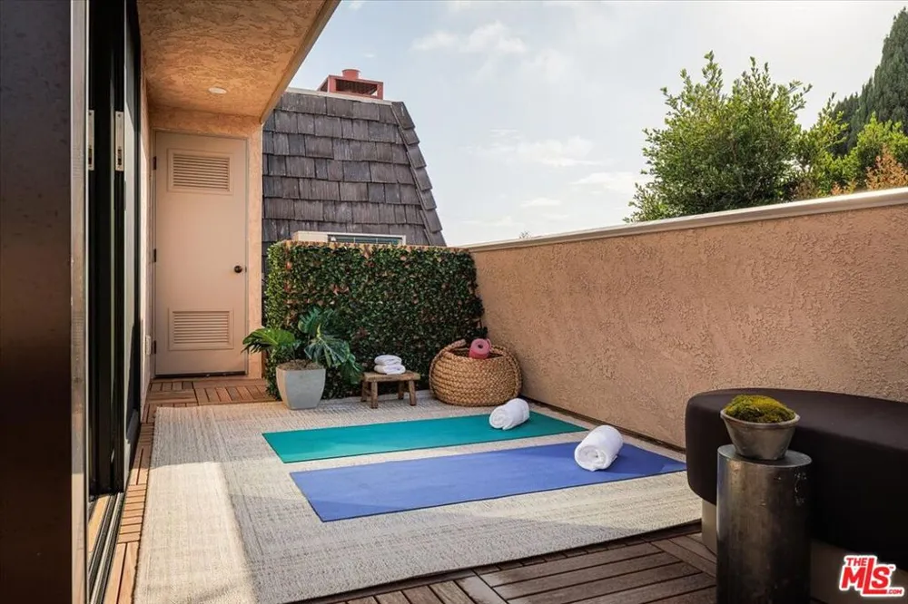 1140 Chelsea Avenue #A Santa Monica, CA 90403