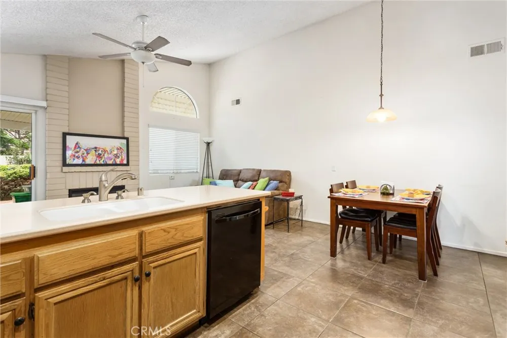 5633 Riviera Banning, CA 92220