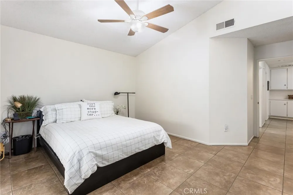 5633 Riviera Banning, CA 92220