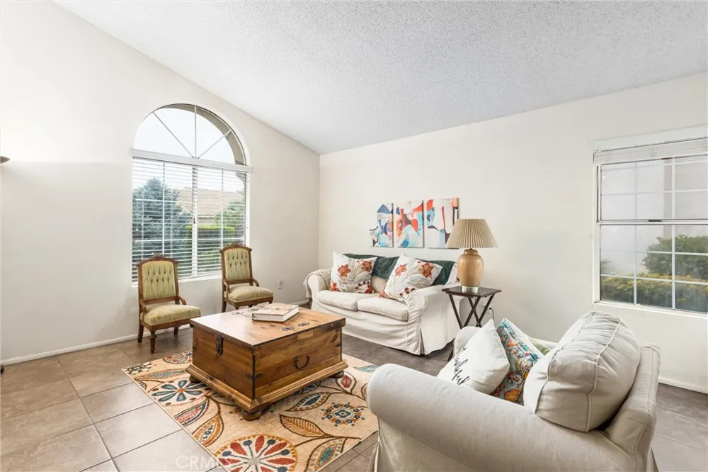 5633 Riviera Banning, CA 92220