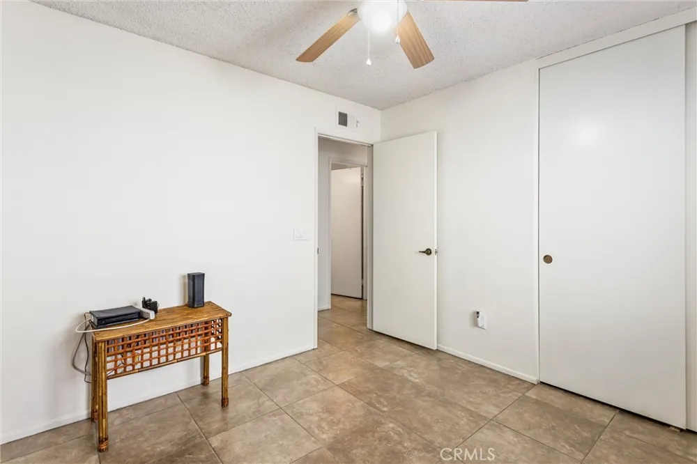 5633 Riviera Banning, CA 92220