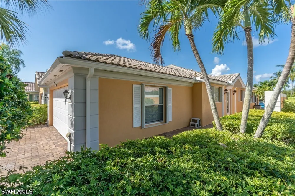 Ionio Court Naples, FL 34114