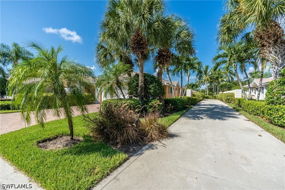 Ionio Court Naples, FL 34114