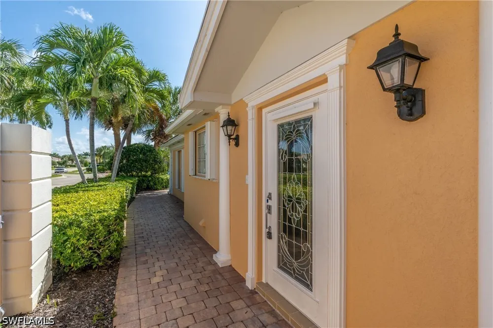 Ionio Court Naples, FL 34114