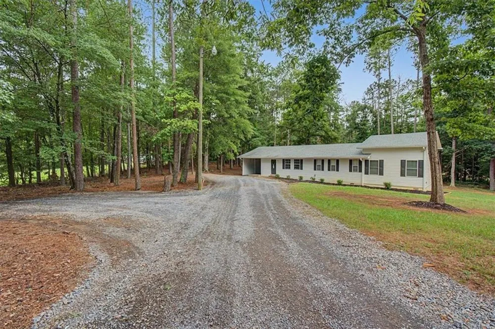 1971 Euharlee Road Kingston, GA 30145