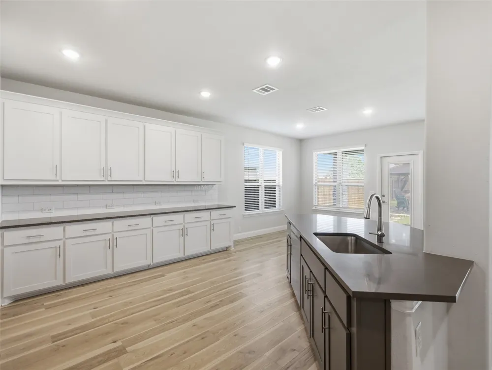 201 Sweetwater Drive Commerce, TX 75428