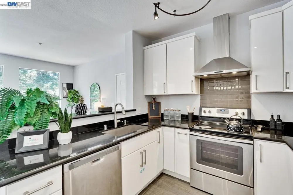 3695 Stevenson Blvd #A141 Fremont, CA 94538