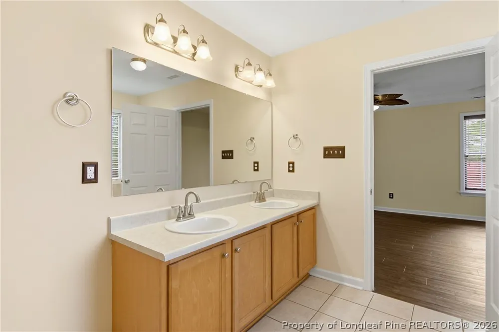 2955 Dalmation Drive Hope Mills, NC 28348