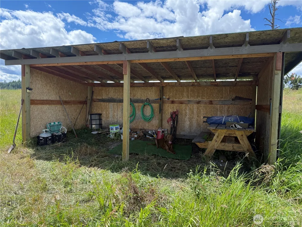 42 Tedesco Road Republic, WA 99166