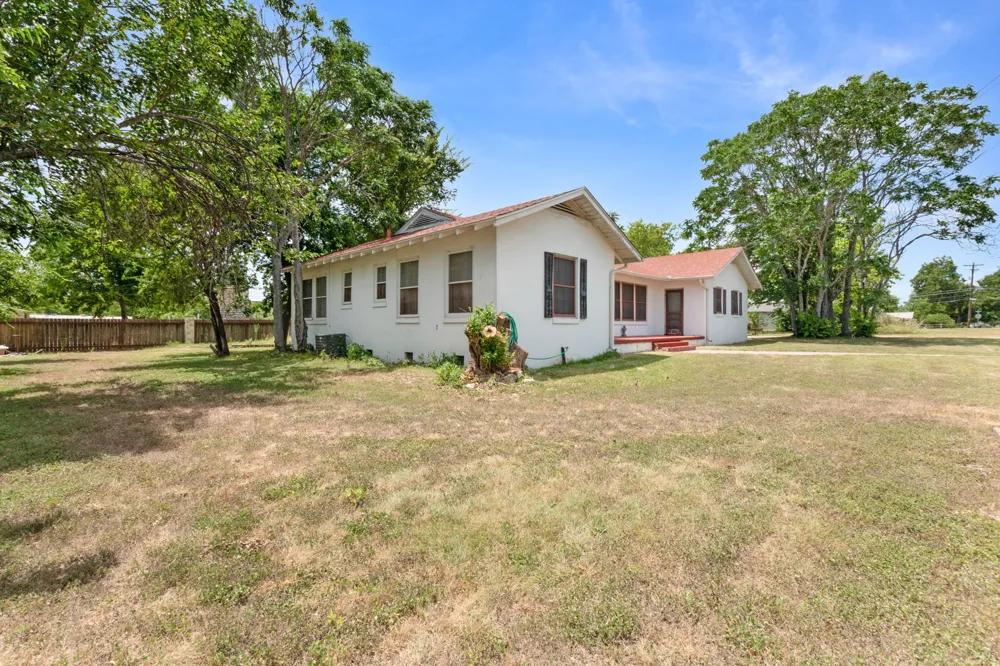 900 Main Street Burnet, TX 78611