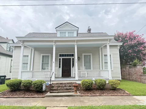 304 S Rankin Street