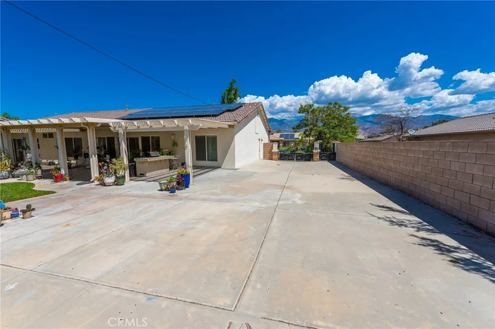 1484 Adam St Banning, CA 92220