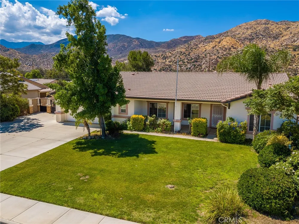 1484 Adam St Banning, CA 92220