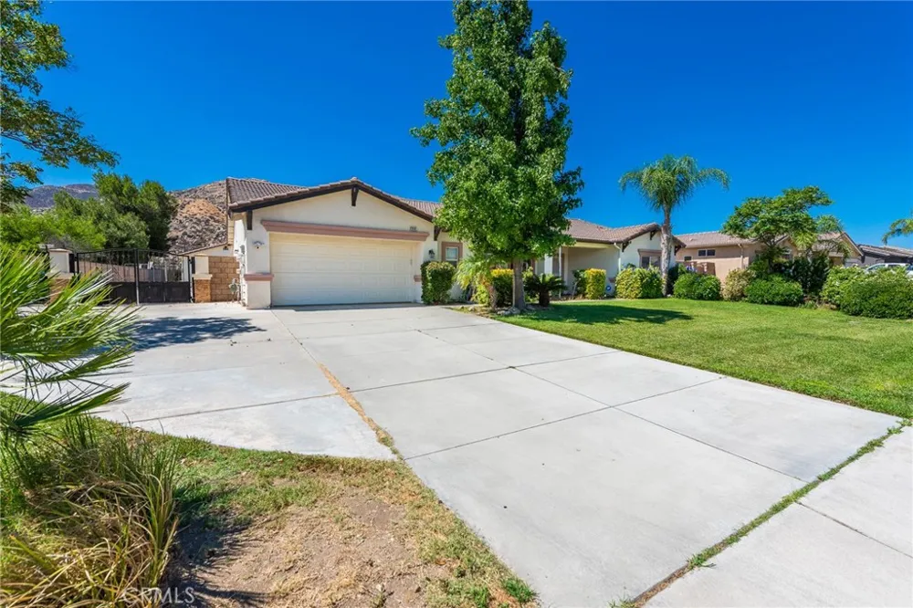 1484 Adam St Banning, CA 92220