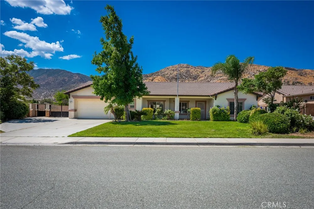 1484 Adam St Banning, CA 92220