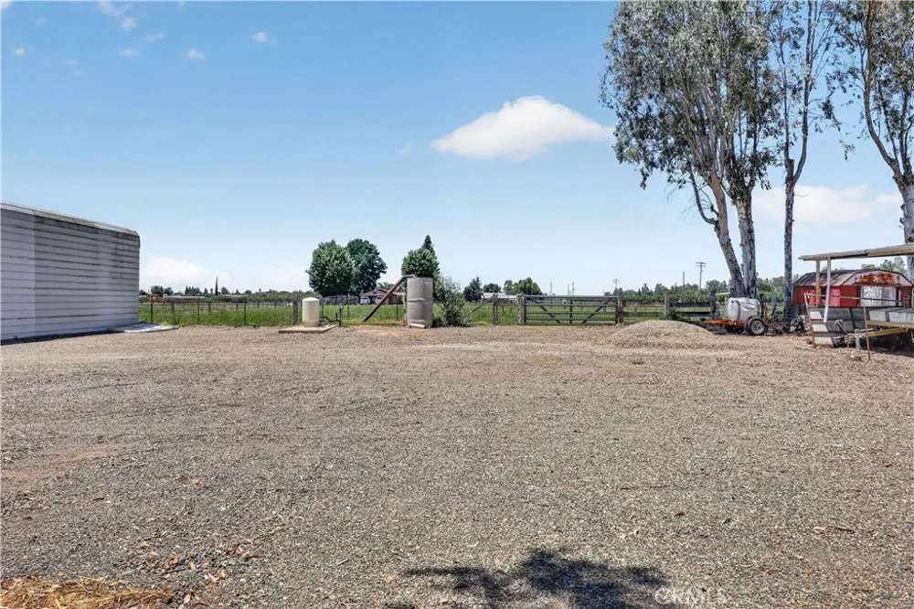 3555 Fresno Le Grand, CA 95333