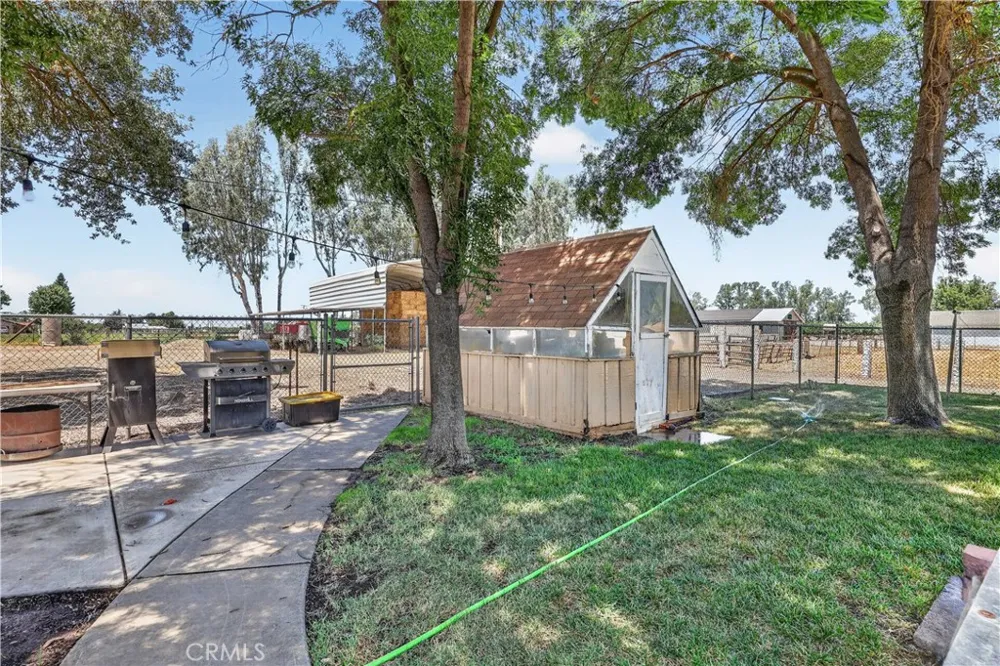 3555 Fresno Le Grand, CA 95333