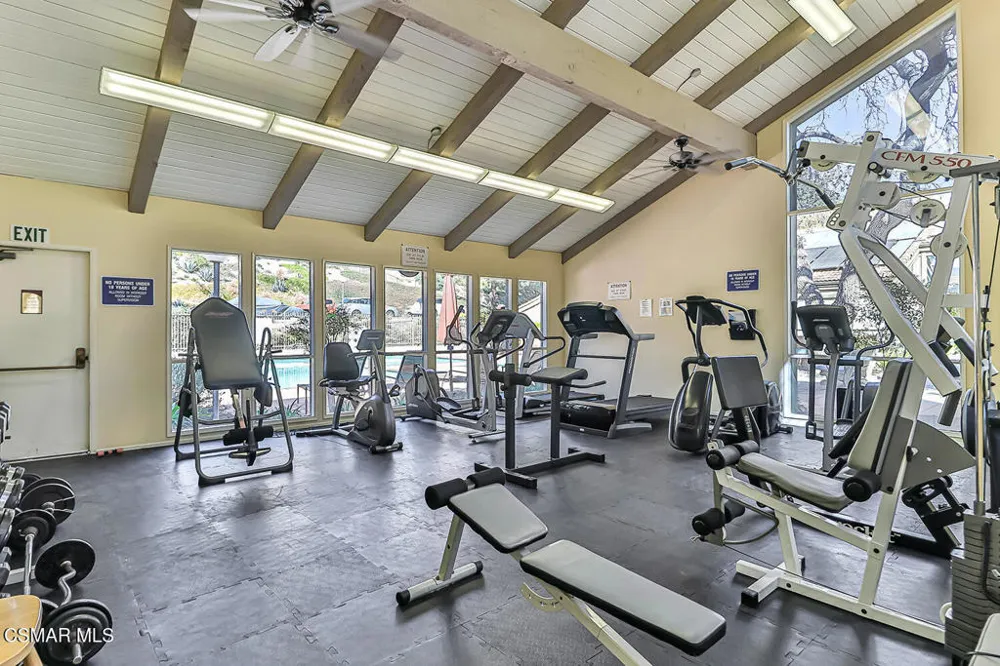291 Sequoia Court #17 Thousand Oaks, CA 91360
