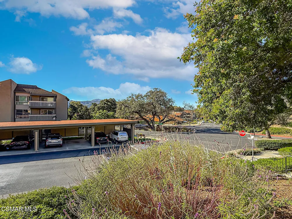 291 Sequoia Court #17 Thousand Oaks, CA 91360