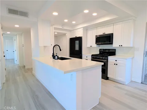 12635 Main #221