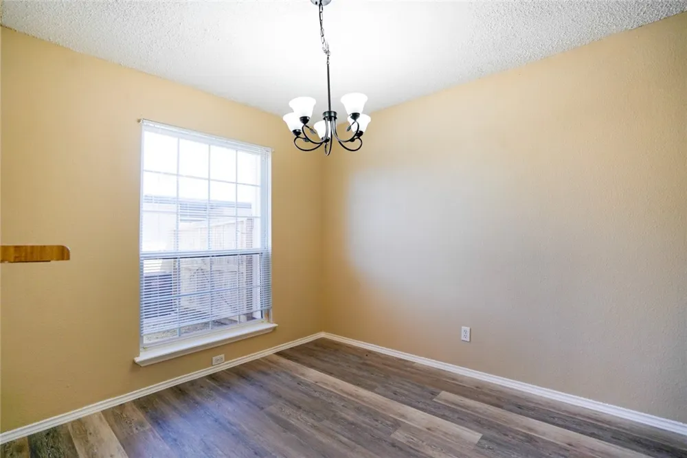 6702 Everhart #E-102 Corpus Christi, TX 78413
