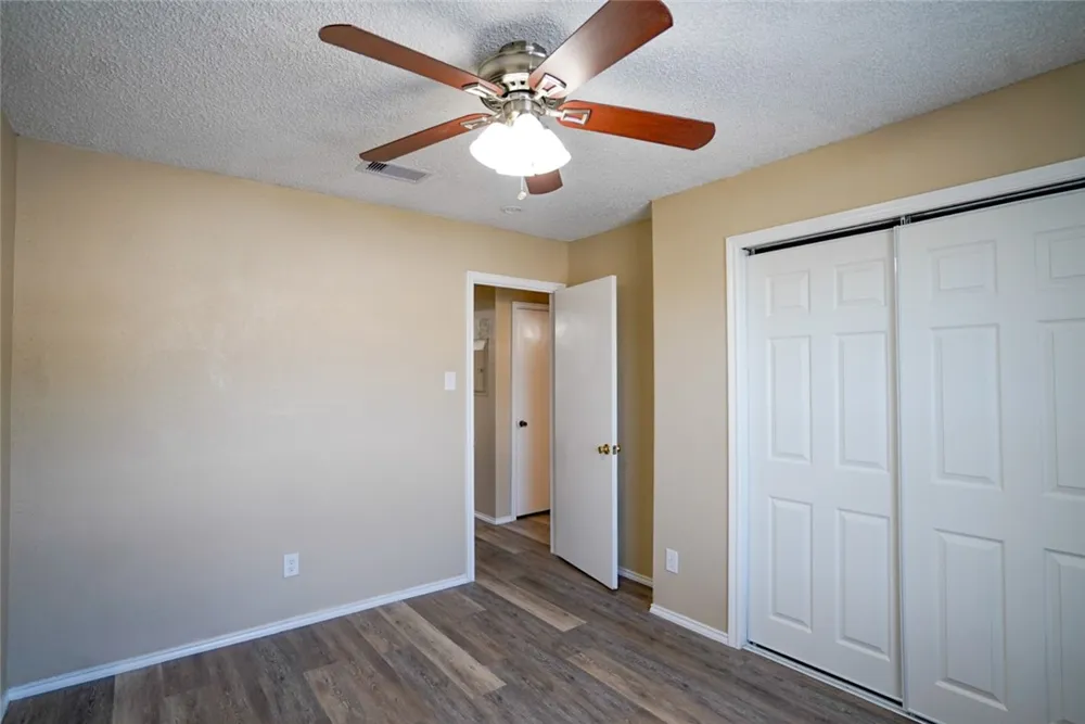 6702 Everhart #E-102 Corpus Christi, TX 78413