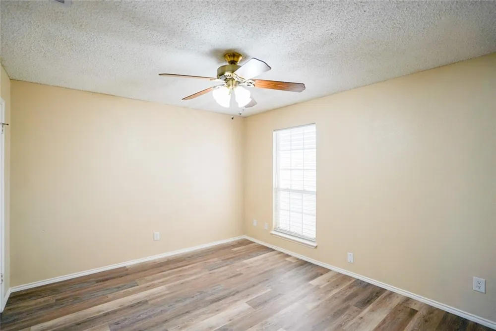 6702 Everhart #E-102 Corpus Christi, TX 78413