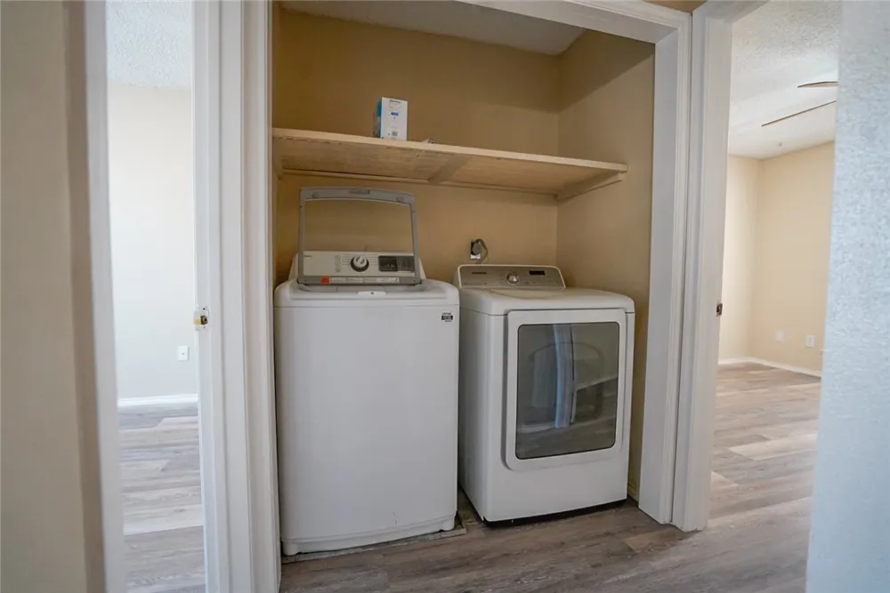 6702 Everhart #E-102 Corpus Christi, TX 78413