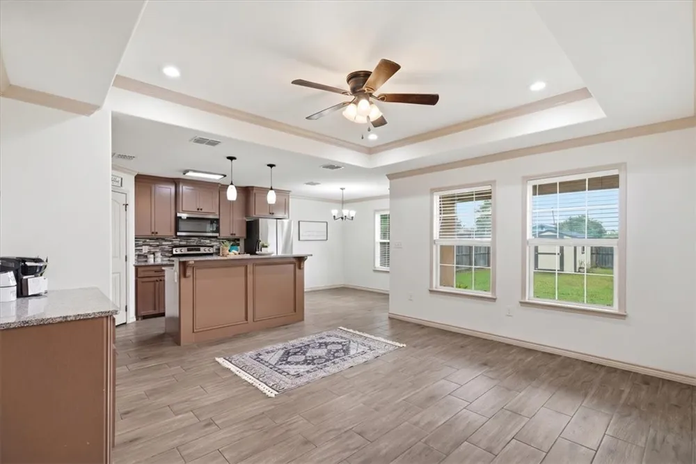 308 Dahme Avenue Orange Grove, TX 78372