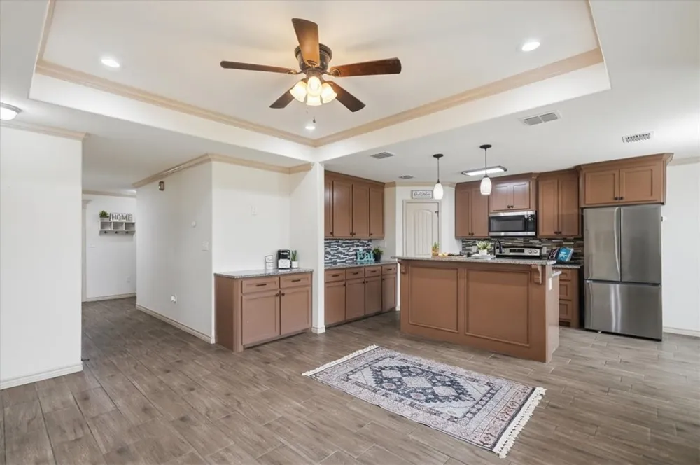 308 Dahme Avenue Orange Grove, TX 78372