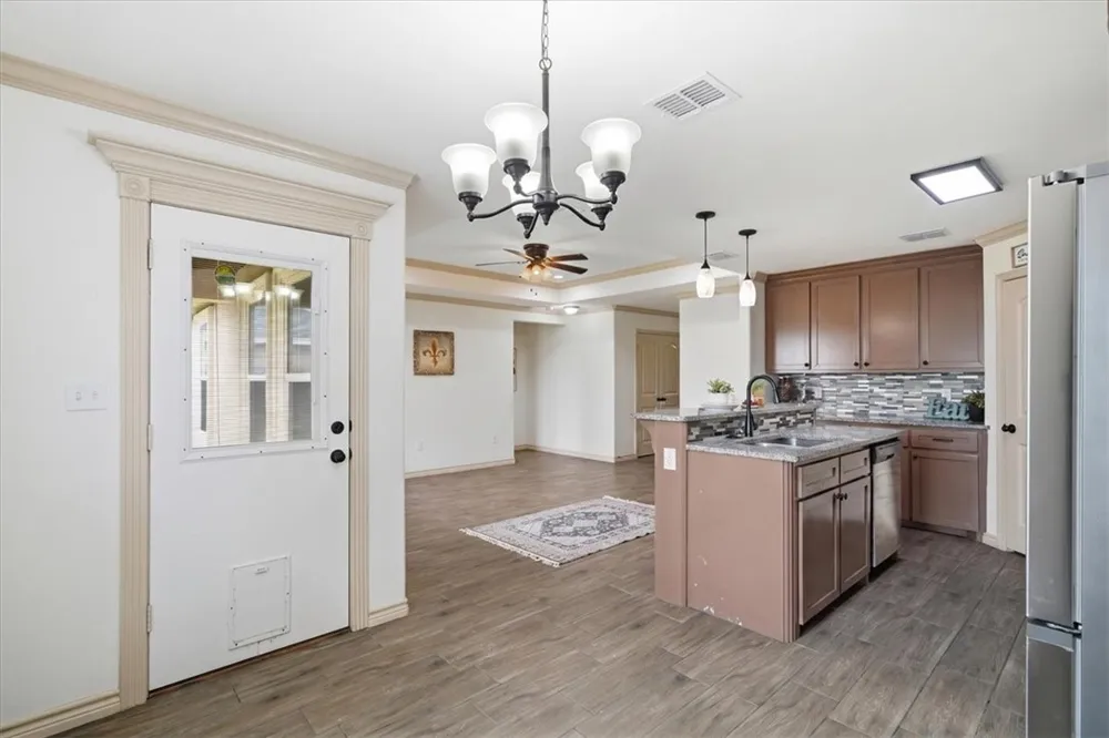 308 Dahme Avenue Orange Grove, TX 78372