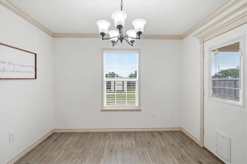 308 Dahme Avenue Orange Grove, TX 78372