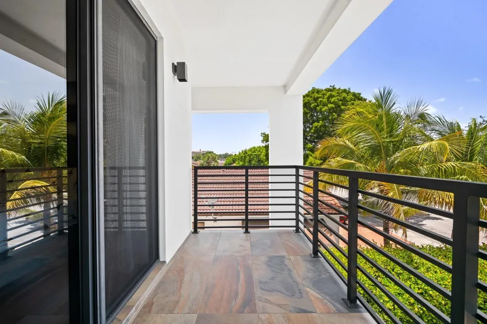 3090 SW 17th Street Miami, FL 33145