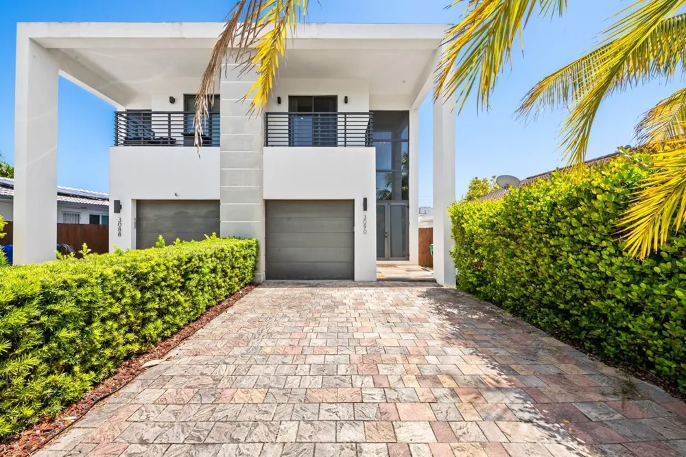 3090 SW 17th Street Miami, FL 33145