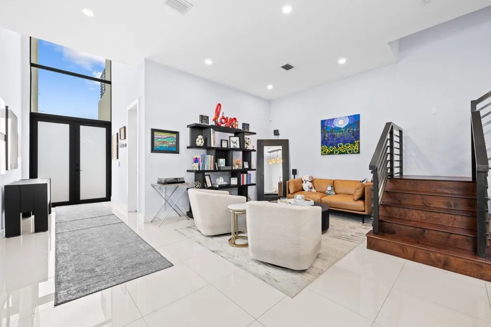 3090 SW 17th Street Miami, FL 33145