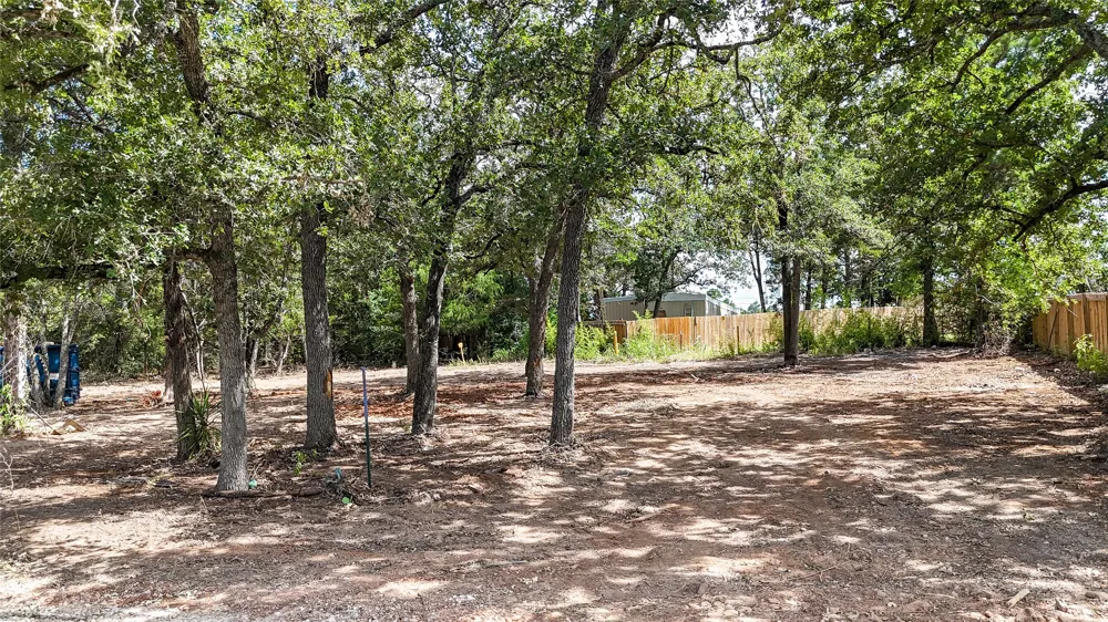 115 Eaglenest Court Smithville, TX 78957