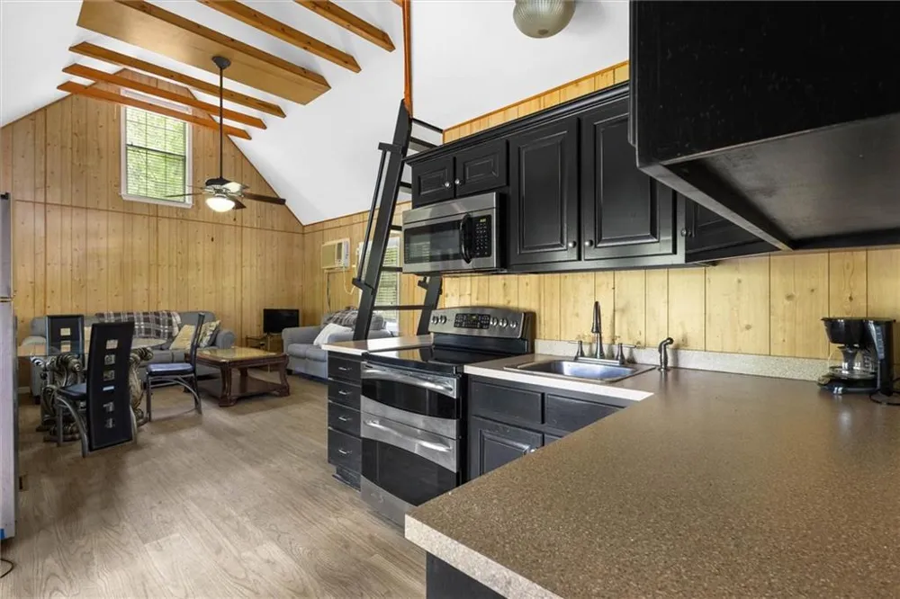 5098 Crescent Road Dry Branch, GA 31020