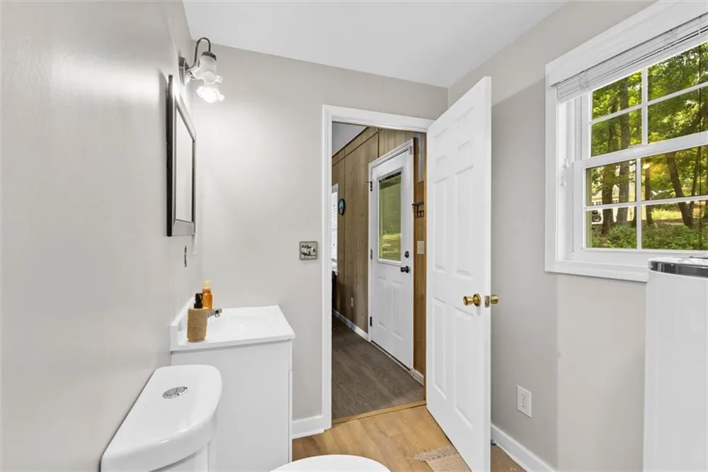 5098 Crescent Road Dry Branch, GA 31020