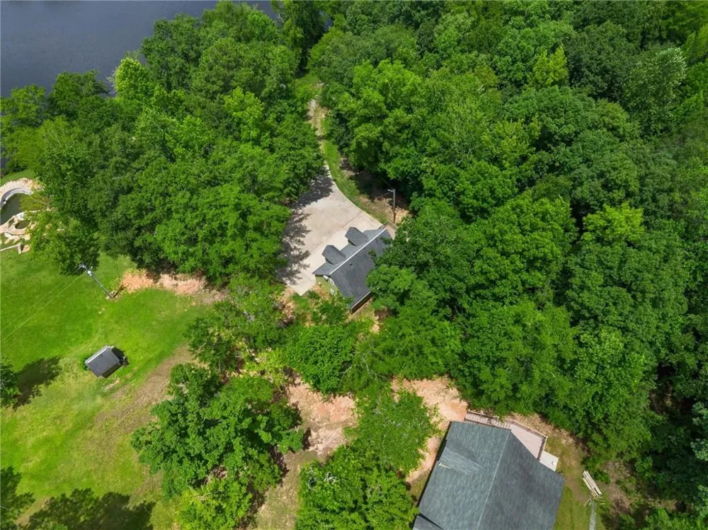 5098 Crescent Road Dry Branch, GA 31020